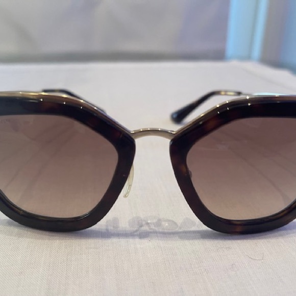 Prada PR53SS Sunglasses - Picture 9 of 9